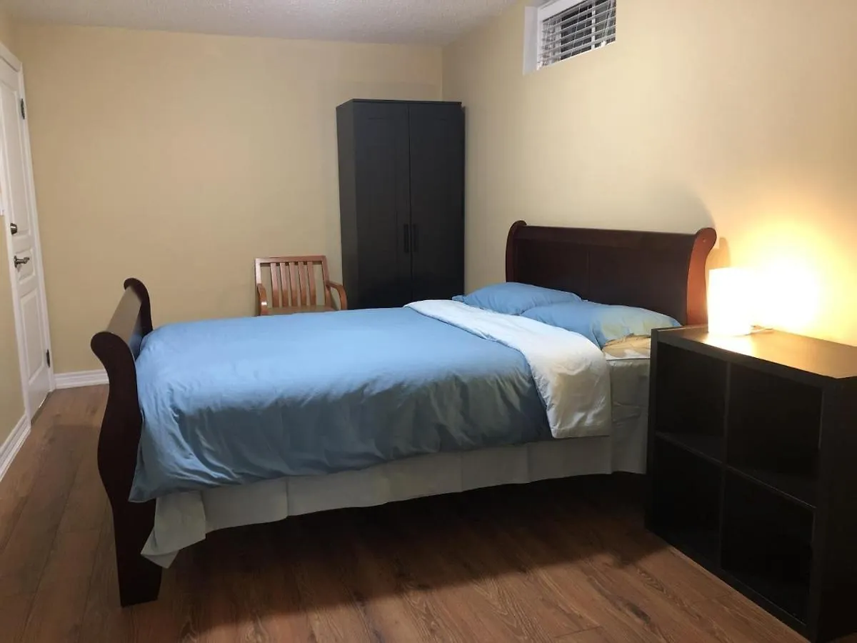 Spacious 2 Bedroom guest suite Toronto